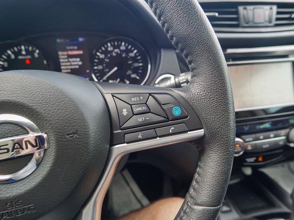 Nissan Rogue  2020