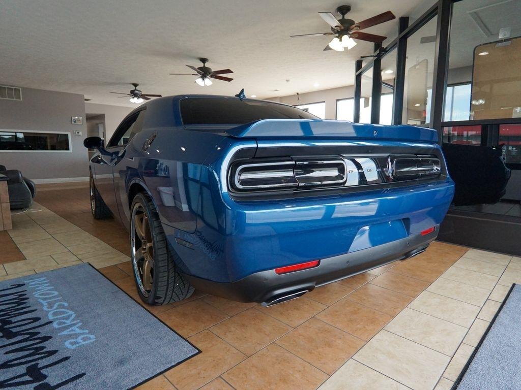 Dodge Challenger  2022