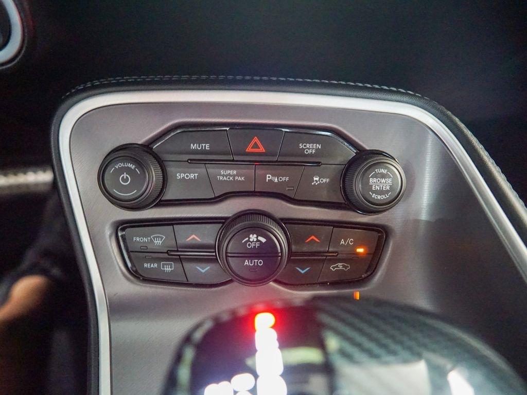 Dodge Challenger  2022