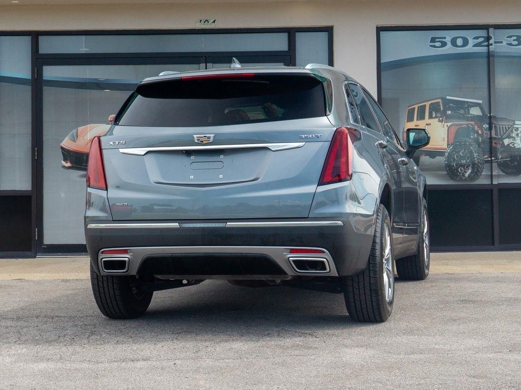 Cadillac XT5  2021