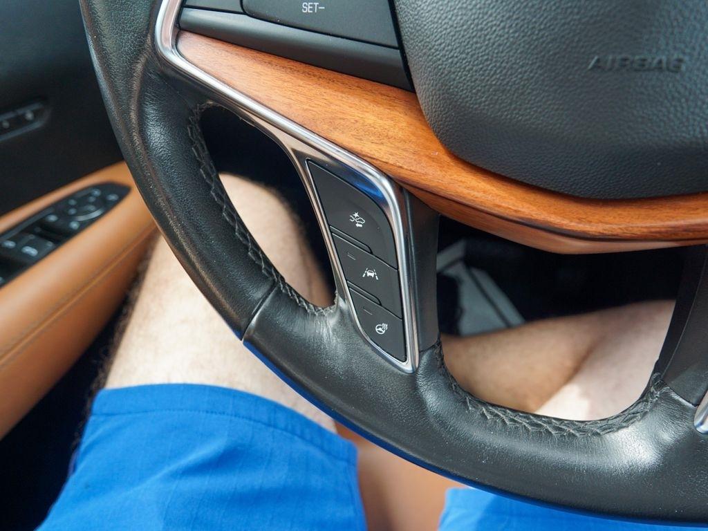 Cadillac XT5  2021