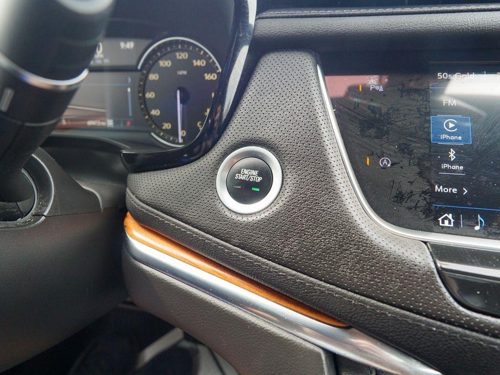 Cadillac XT5  2021