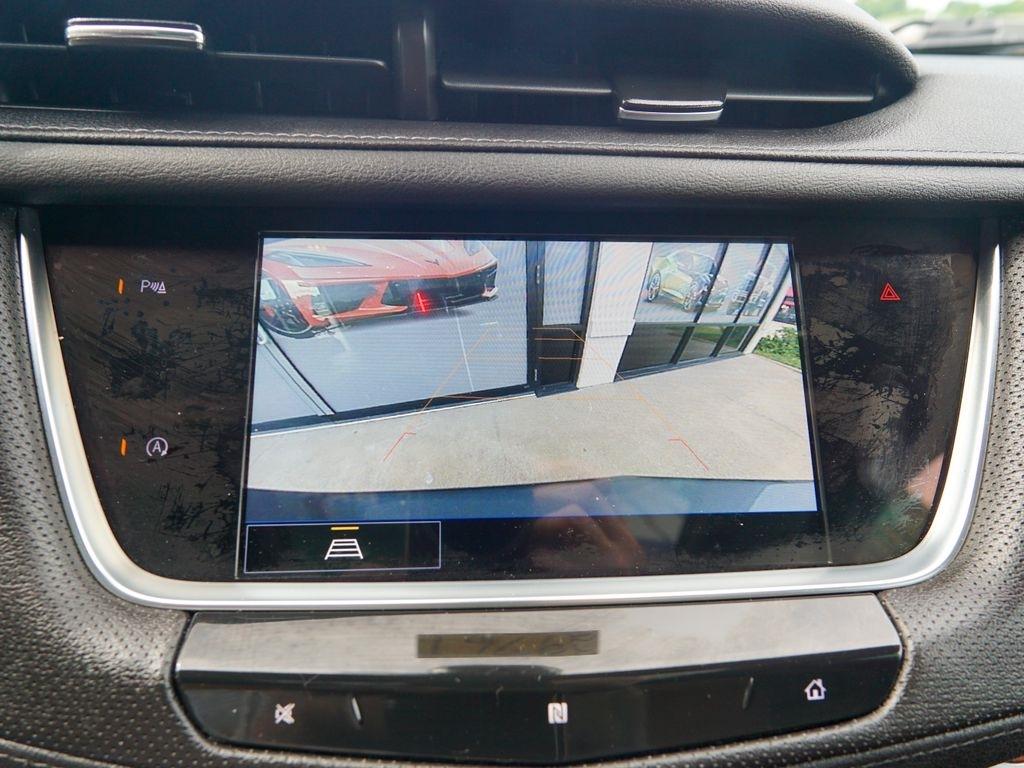 Cadillac XT5  2021