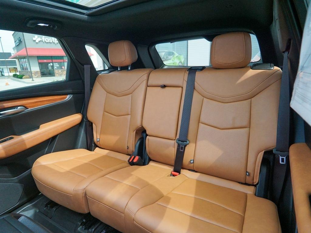 Cadillac XT5  2021