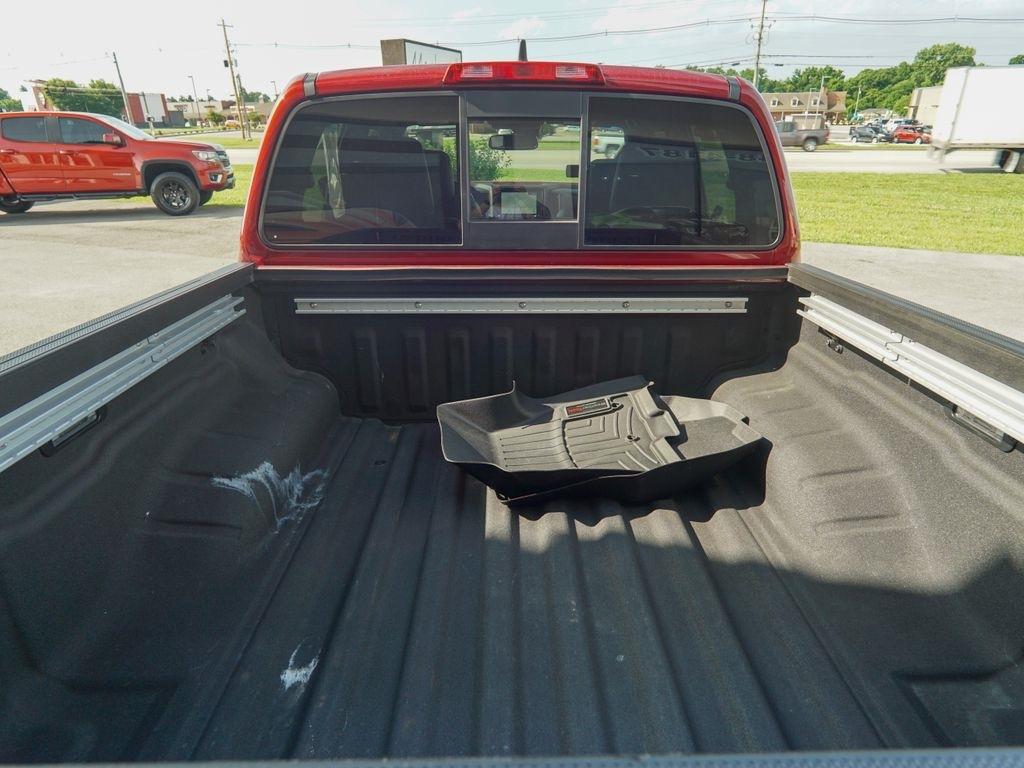 Nissan Frontier  2022