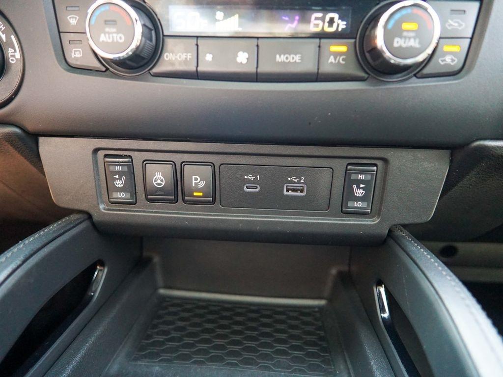 Nissan Frontier  2022
