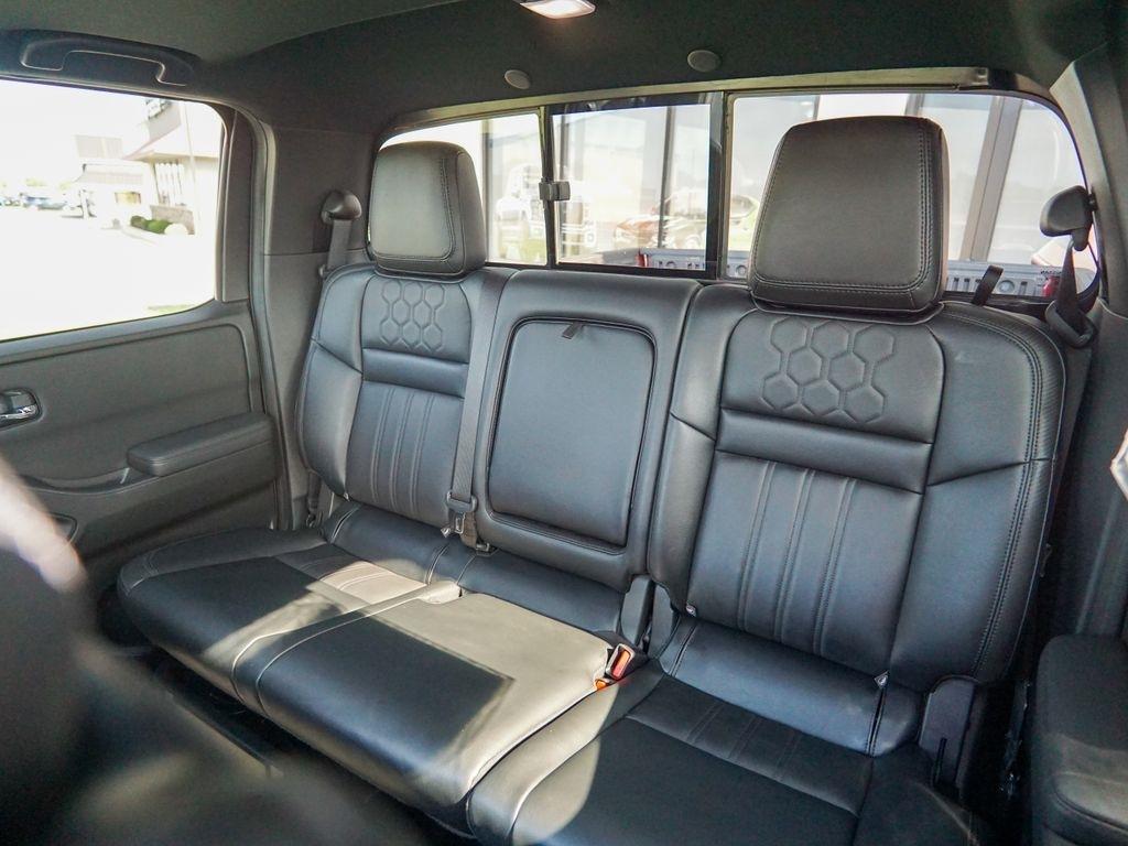 Nissan Frontier  2022