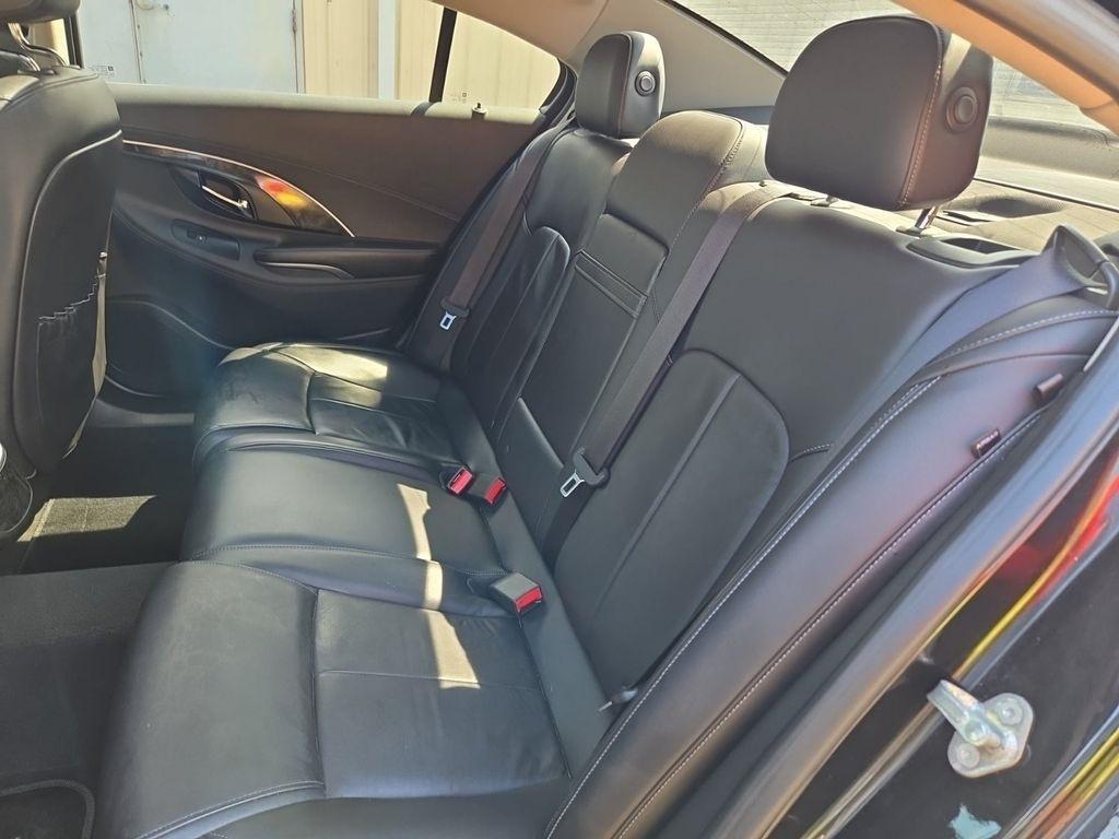 Buick LaCrosse  2016