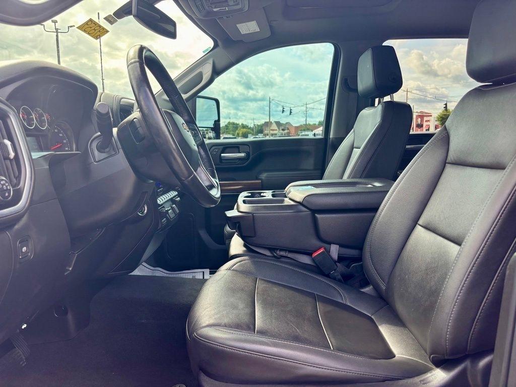 Chevrolet Silverado 2500HD  2021