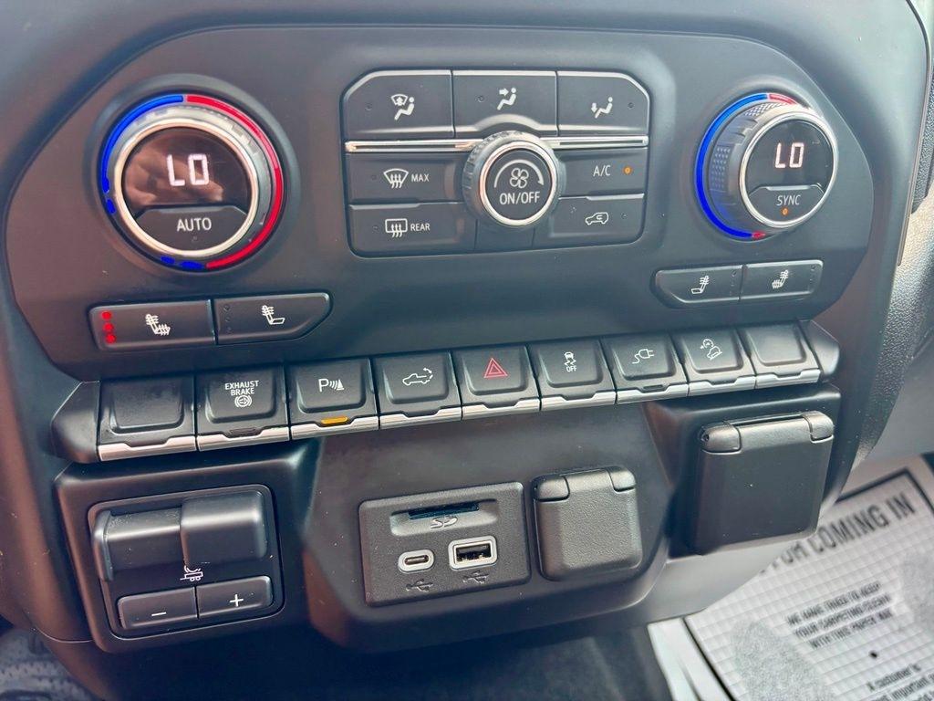 Chevrolet Silverado 2500HD  2021