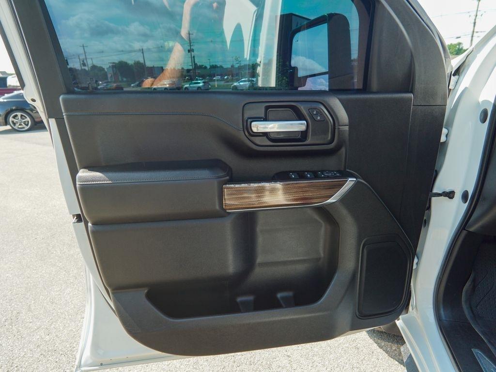 Chevrolet Silverado 2500HD  2021
