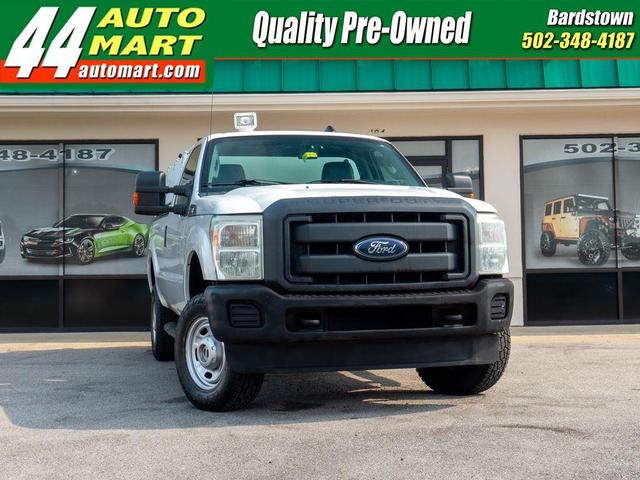 White 2013 Ford F-250 Super Duty Pickup Truck Four-Wheel Drive 6-Speed Automatic