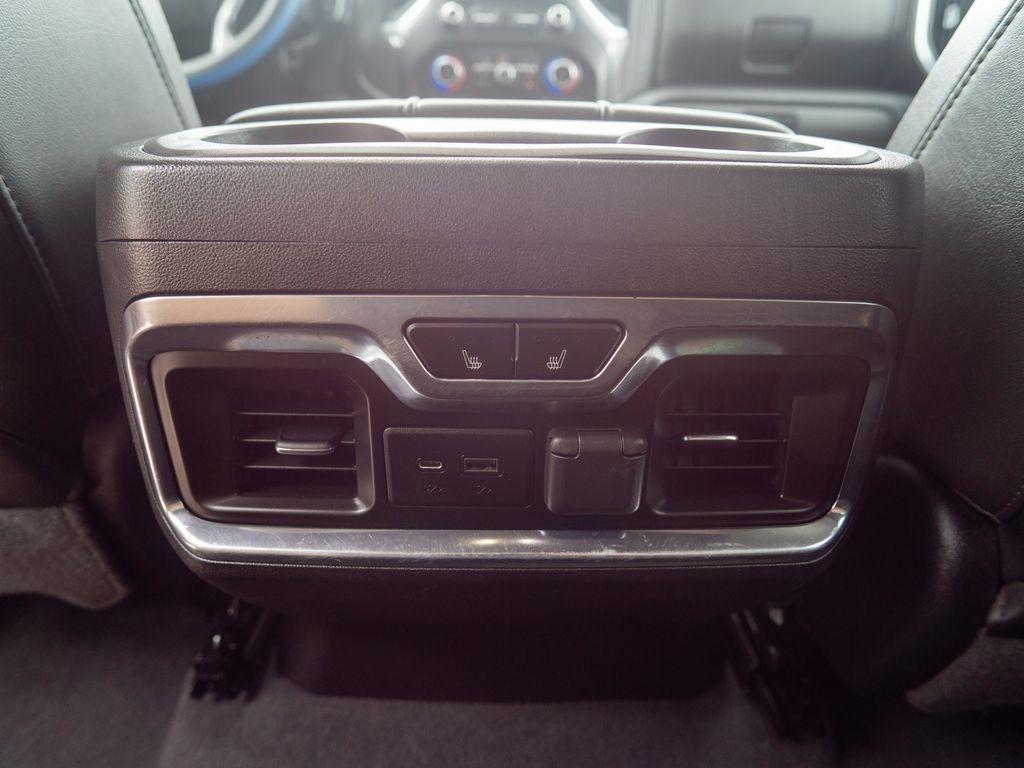 Chevrolet Silverado 2500HD  2021