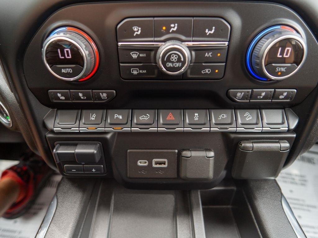 Chevrolet Silverado 2500HD  2021