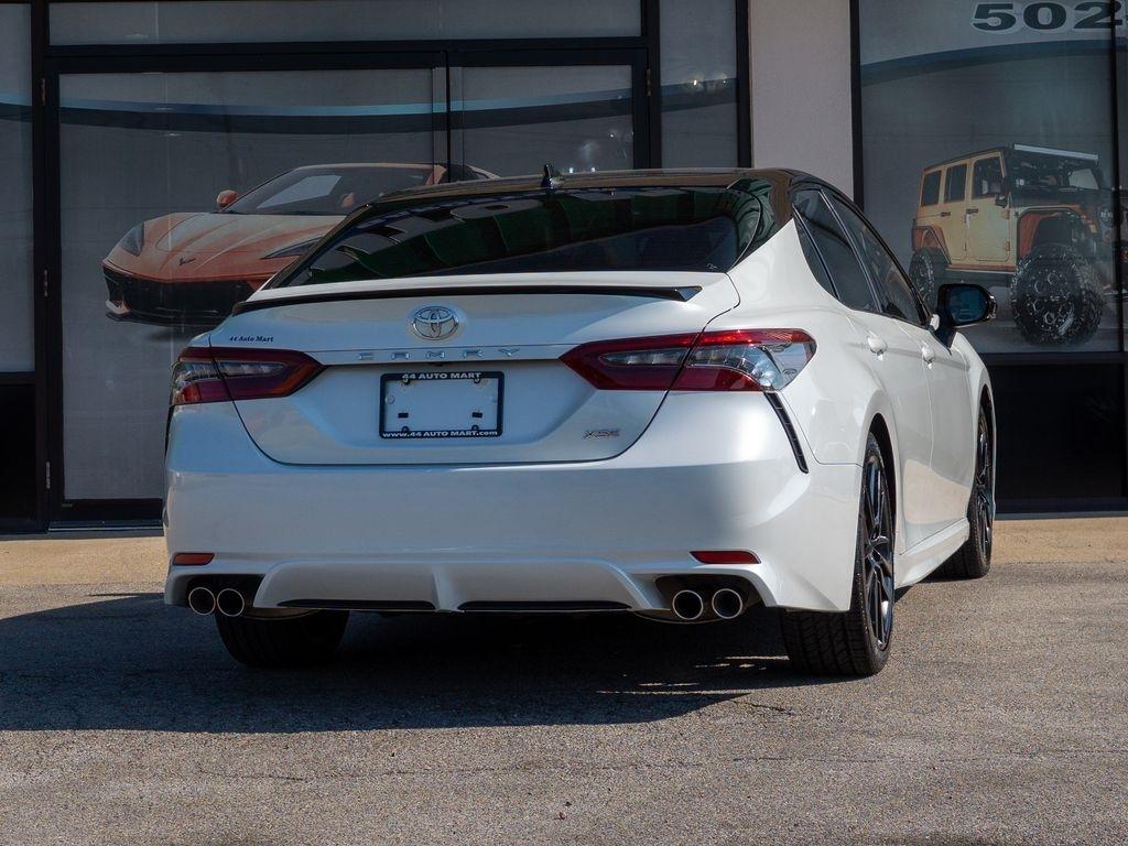 Toyota Camry  2022