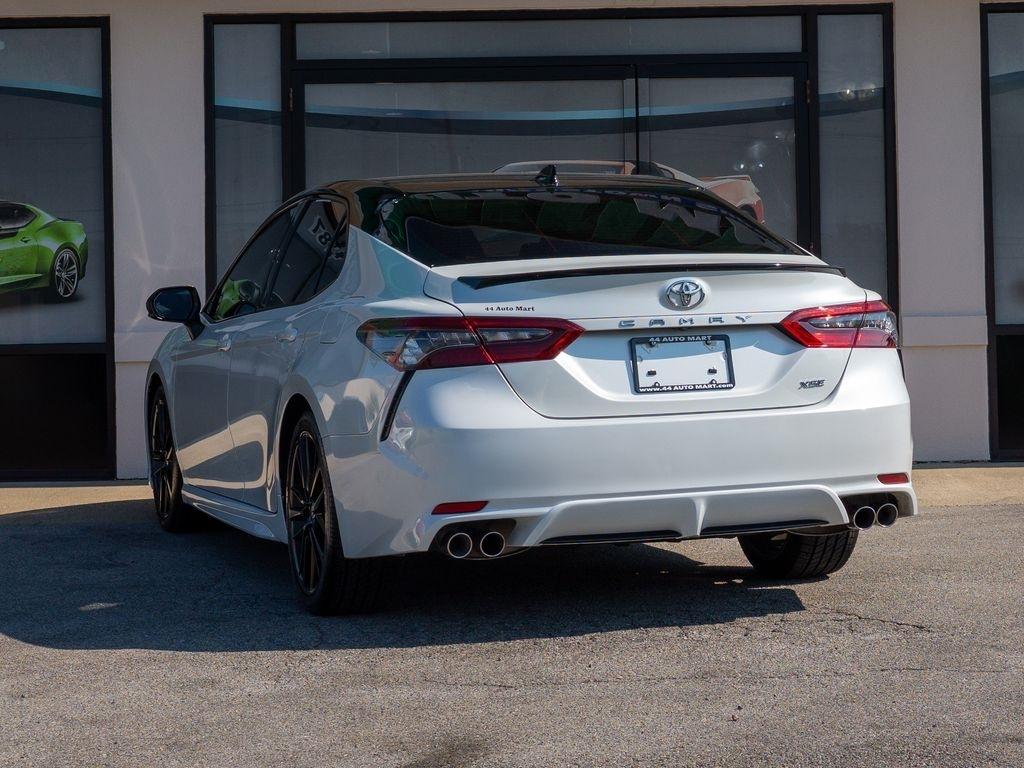 Toyota Camry  2022