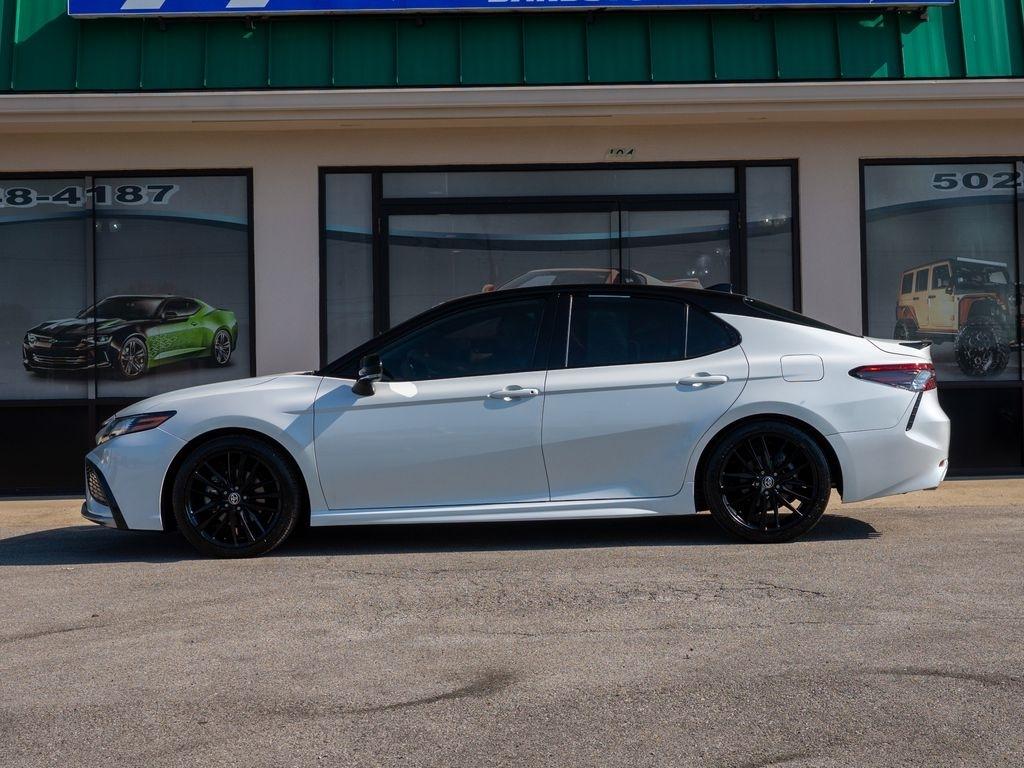 Toyota Camry  2022