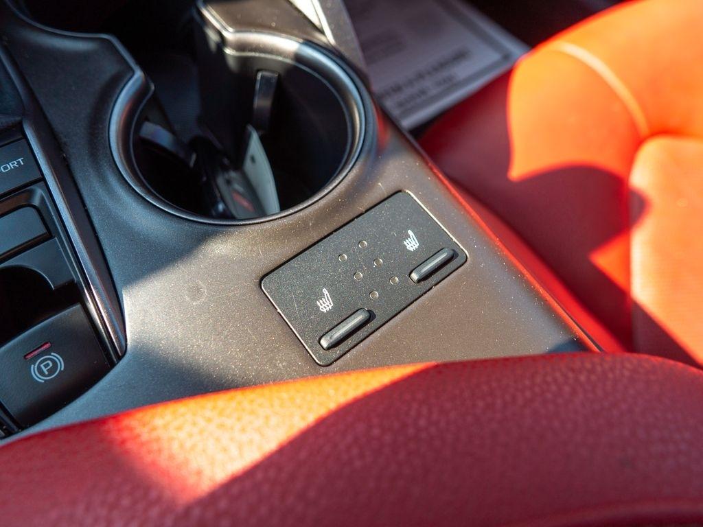 Toyota Camry  2022