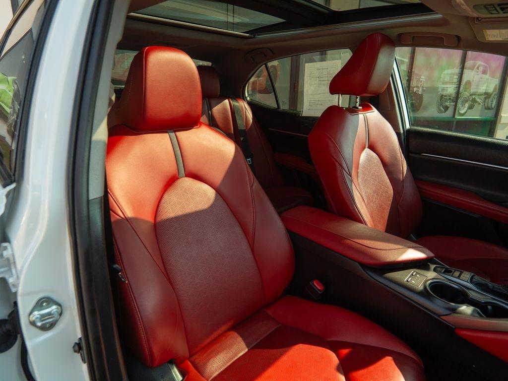 Toyota Camry  2022