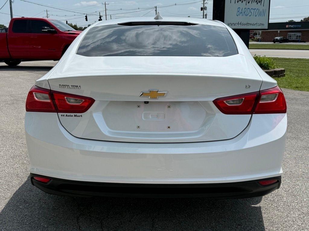Chevrolet Malibu  2017