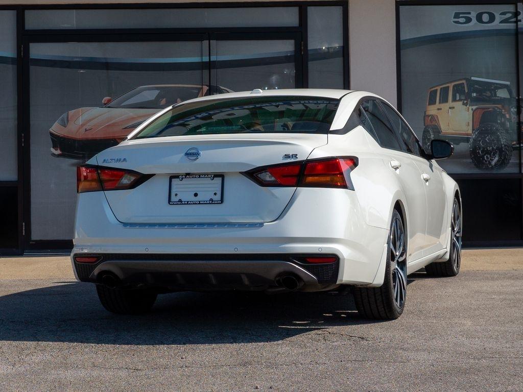 Nissan Altima  2020