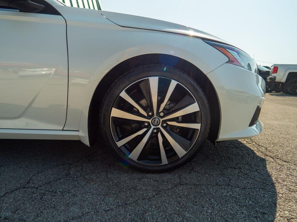 Nissan Altima  2020