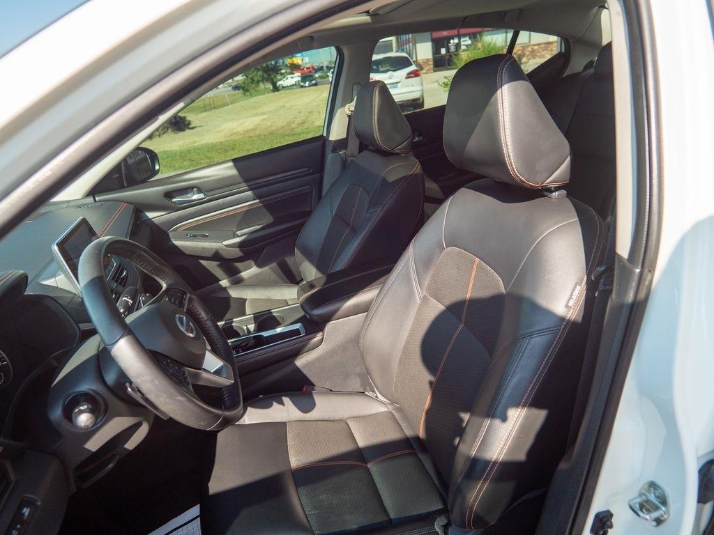 Nissan Altima  2020