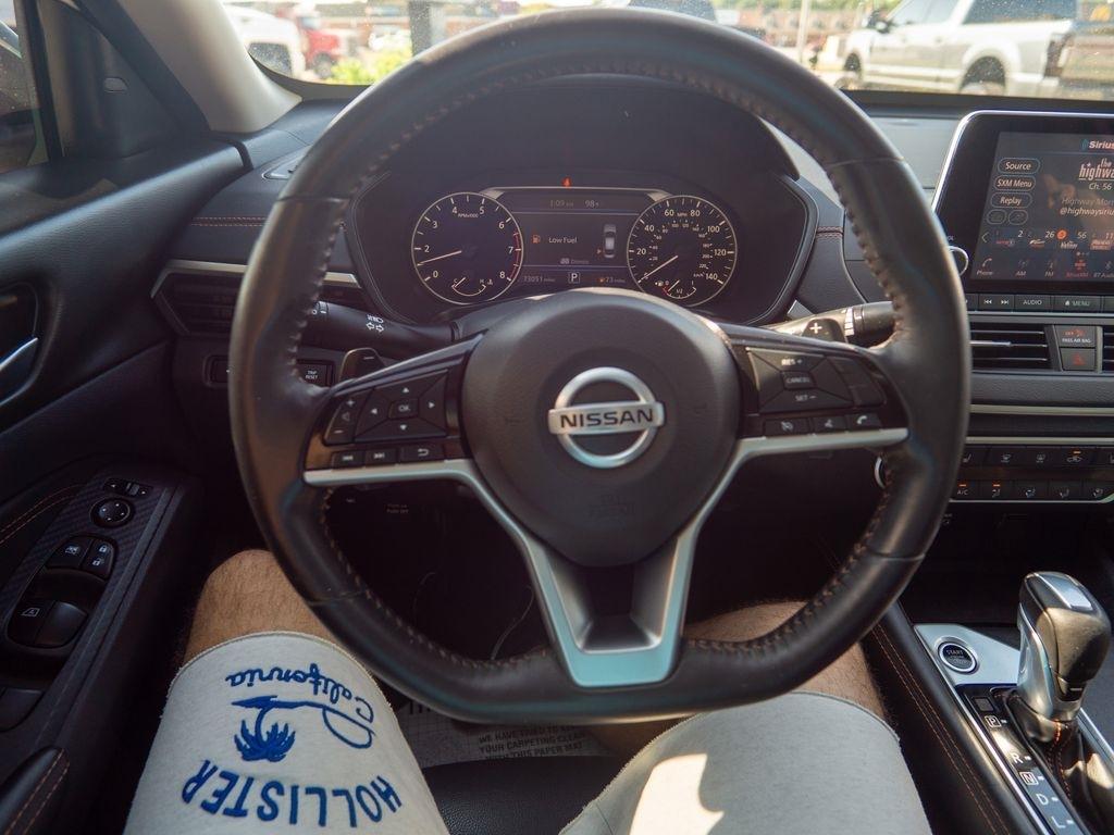Nissan Altima  2020
