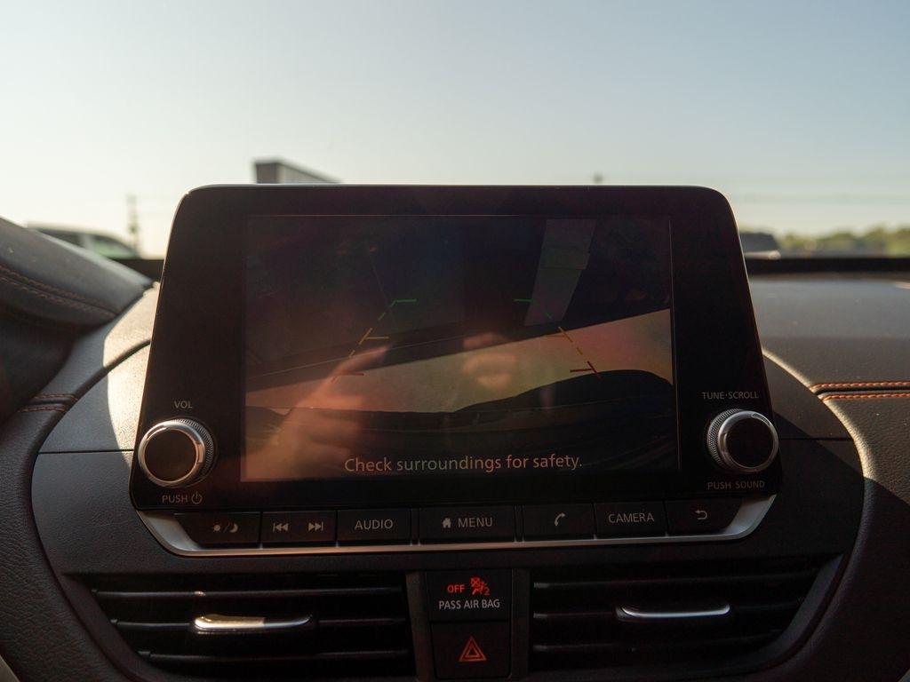 Nissan Altima  2020