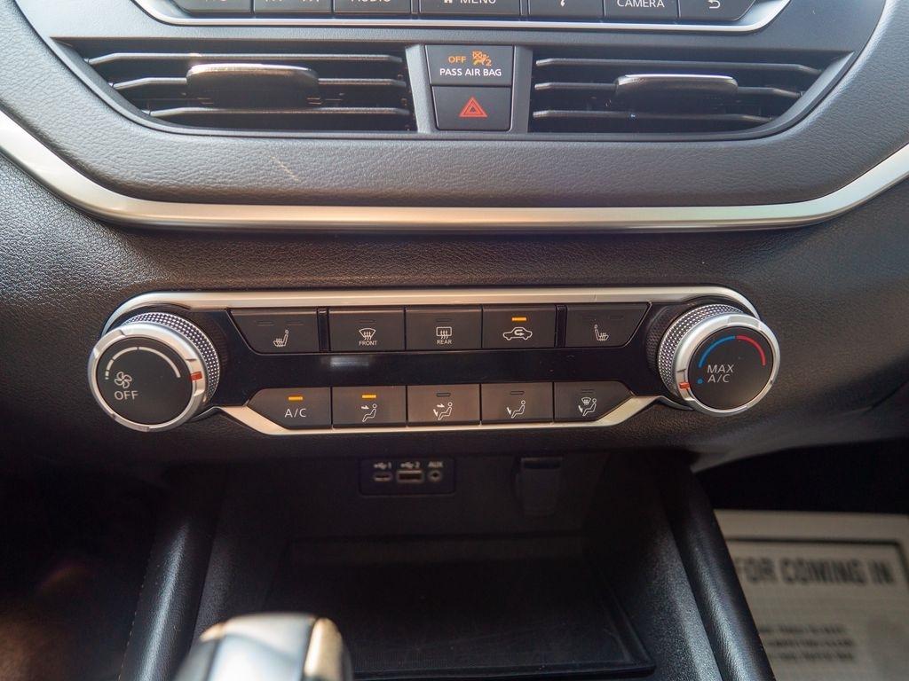 Nissan Altima  2020