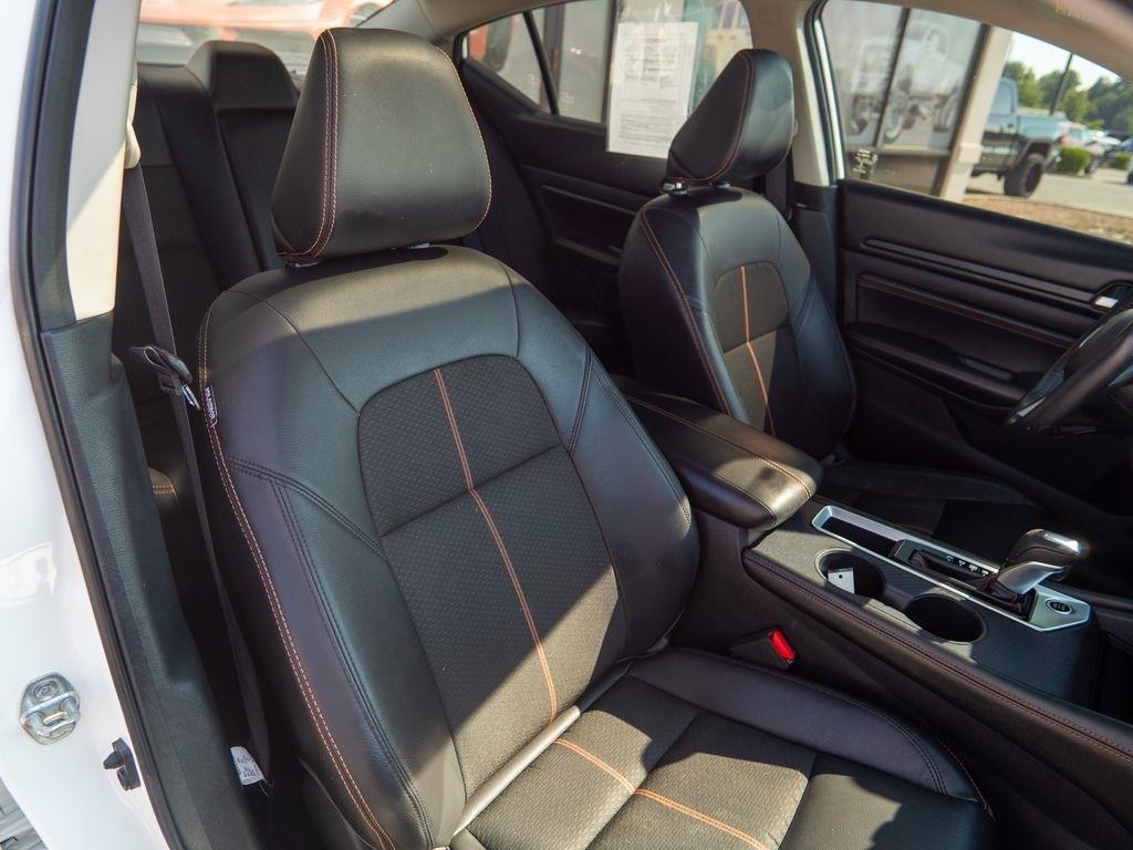 Nissan Altima  2020