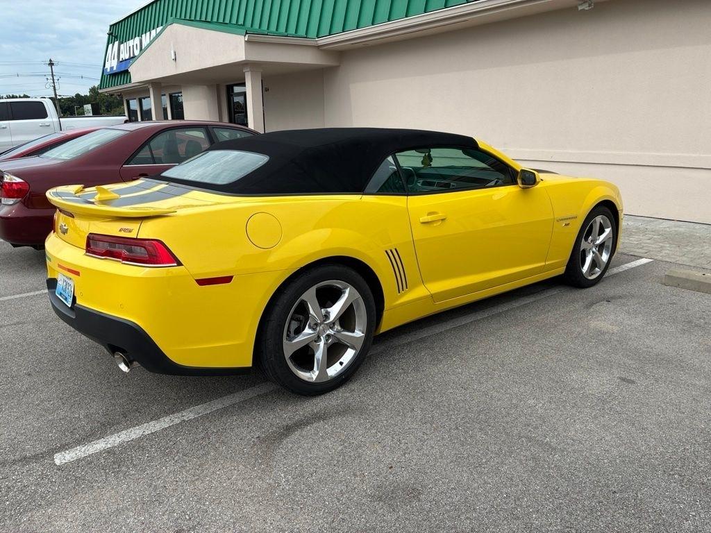 Chevrolet Camaro  2015