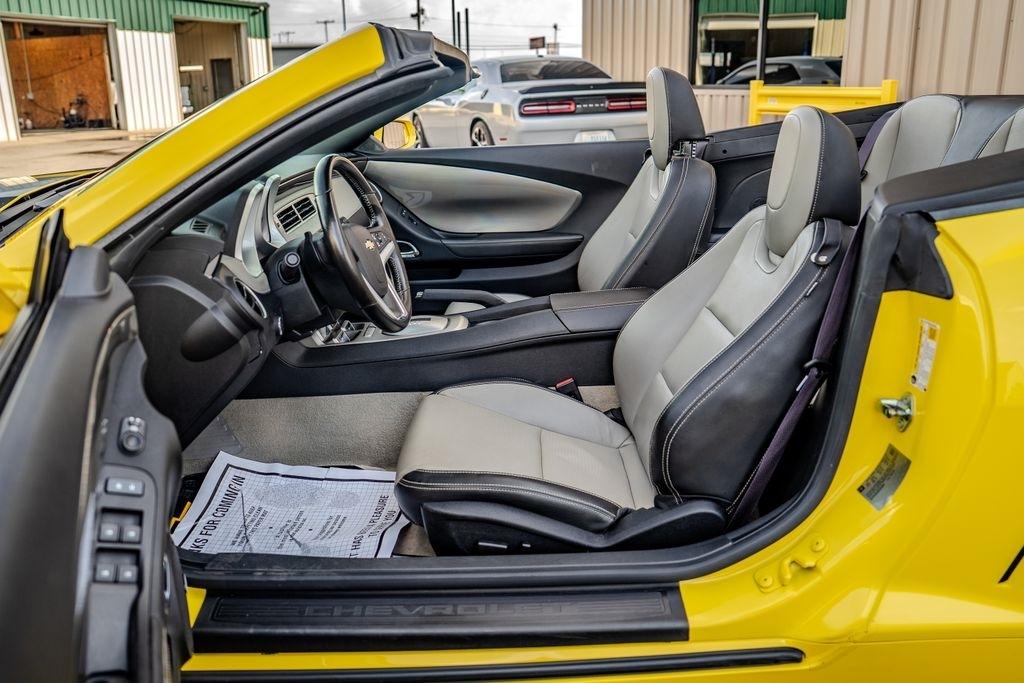 Chevrolet Camaro  2015