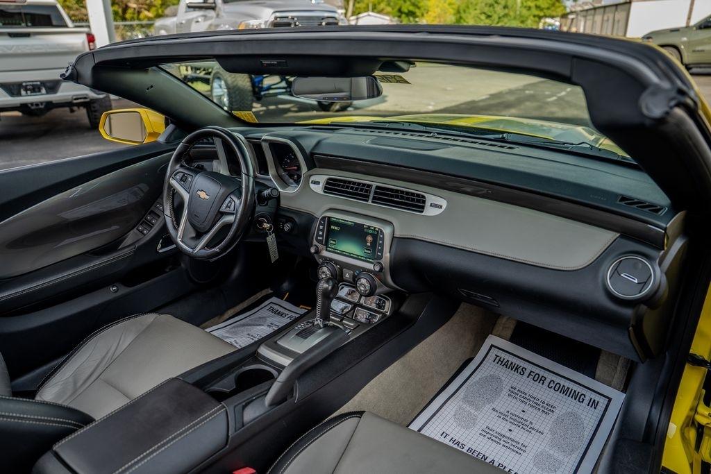 Chevrolet Camaro  2015