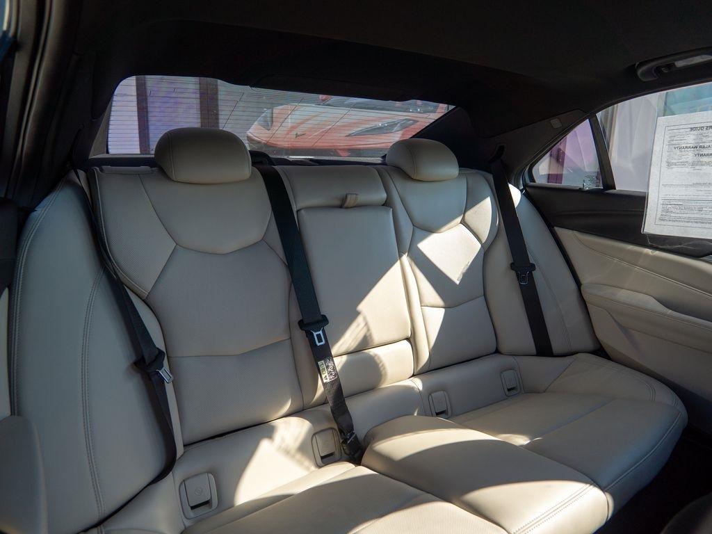 Cadillac CT4  2021