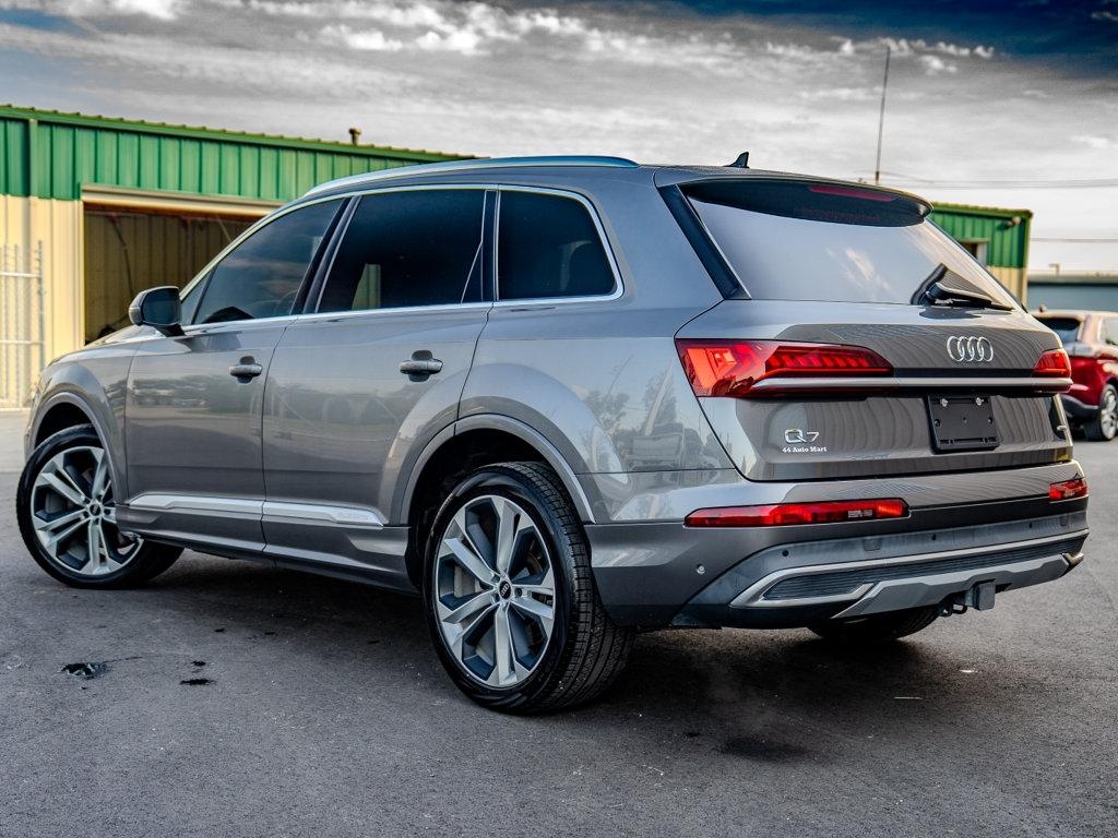 Audi Q7  2021