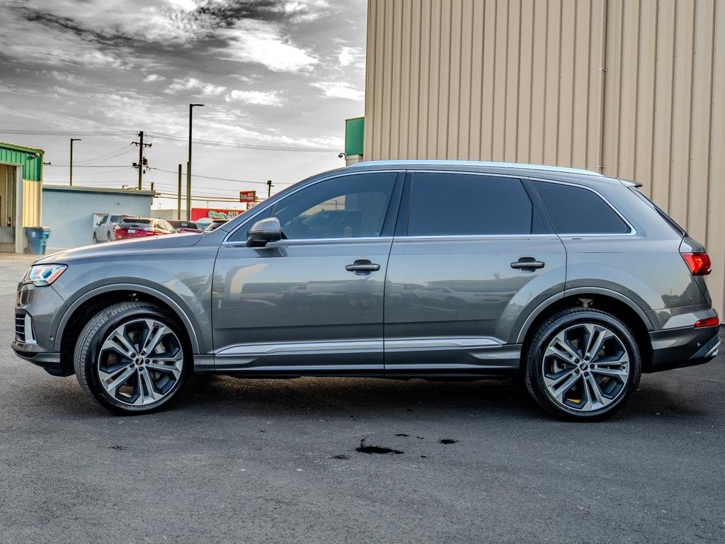Audi Q7  2021