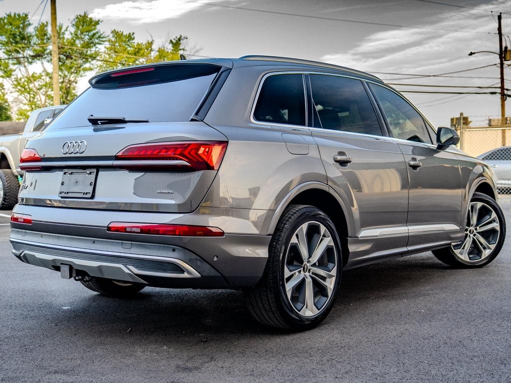 Audi Q7  2021
