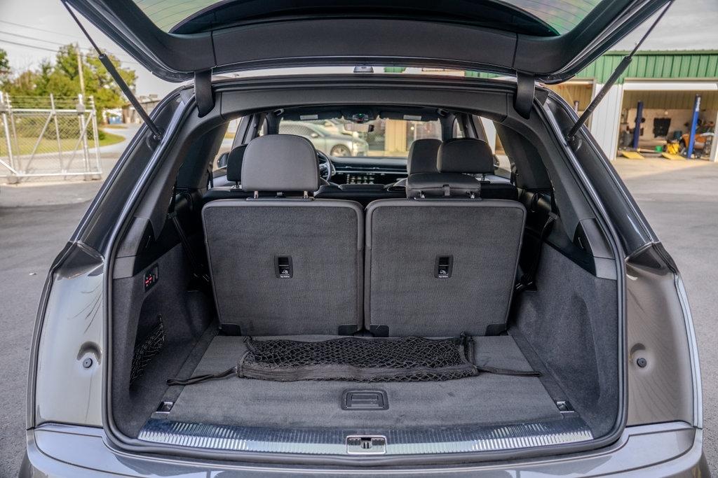 Audi Q7  2021