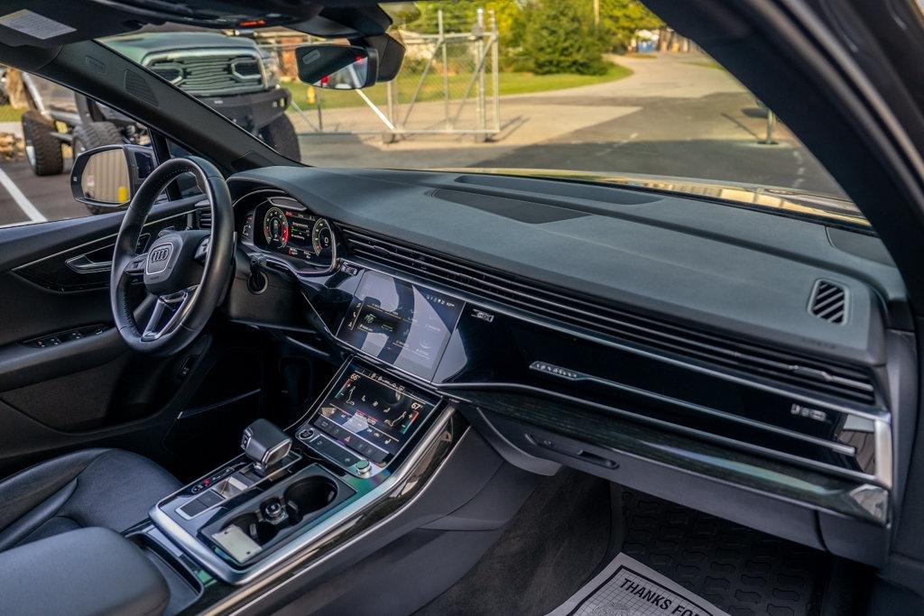Audi Q7  2021