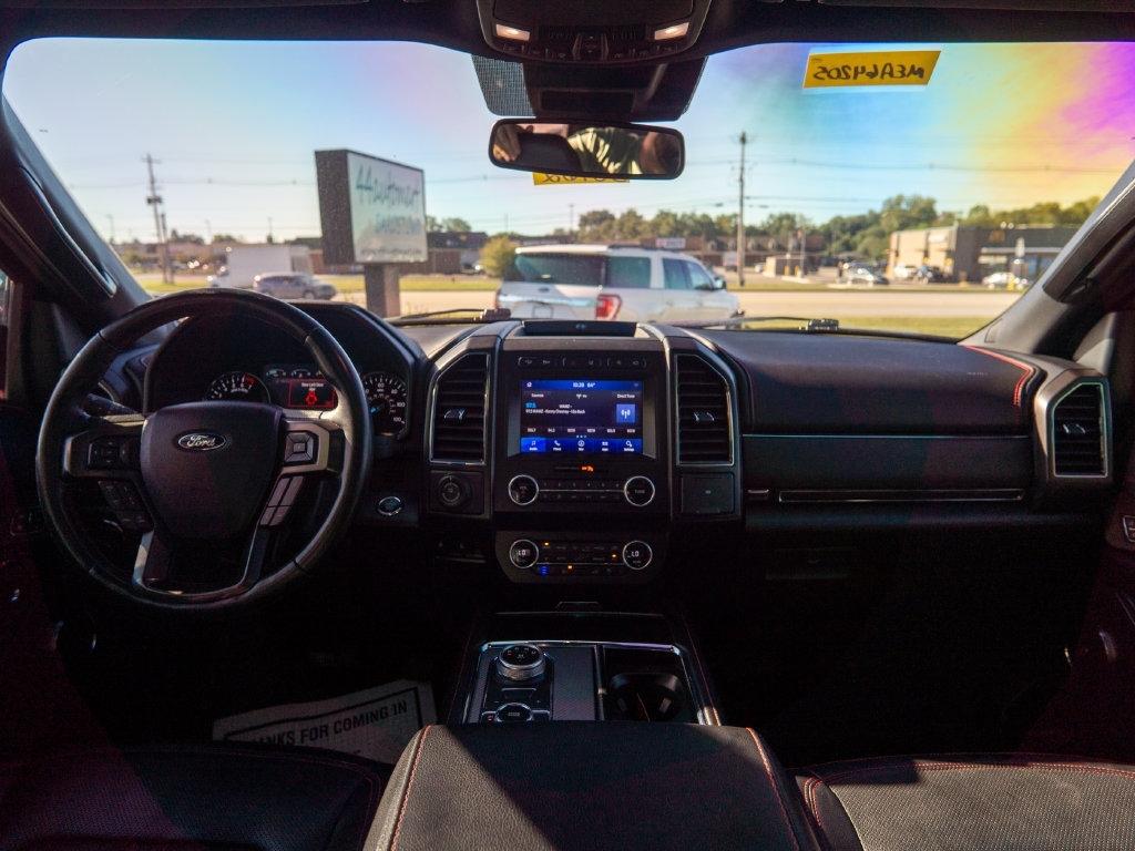 Ford Expedition photo 15