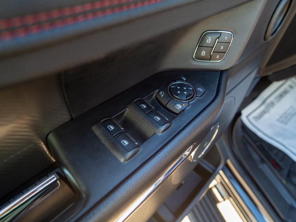 Ford Expedition photo 20