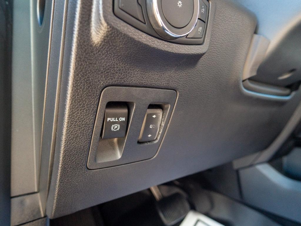 Ford Expedition photo 24