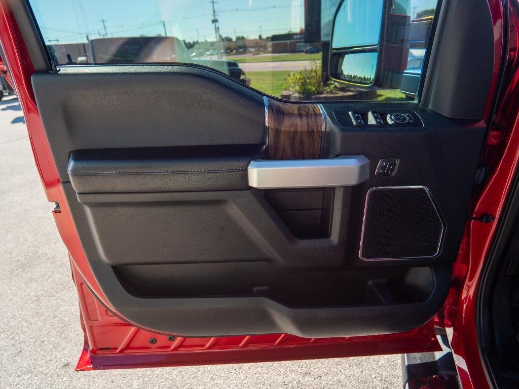 Ford F-150 photo 19