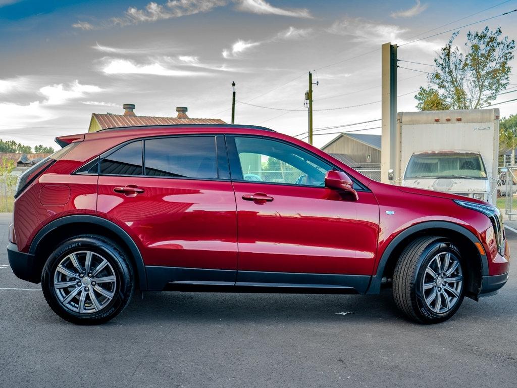 Cadillac XT4 photo 2