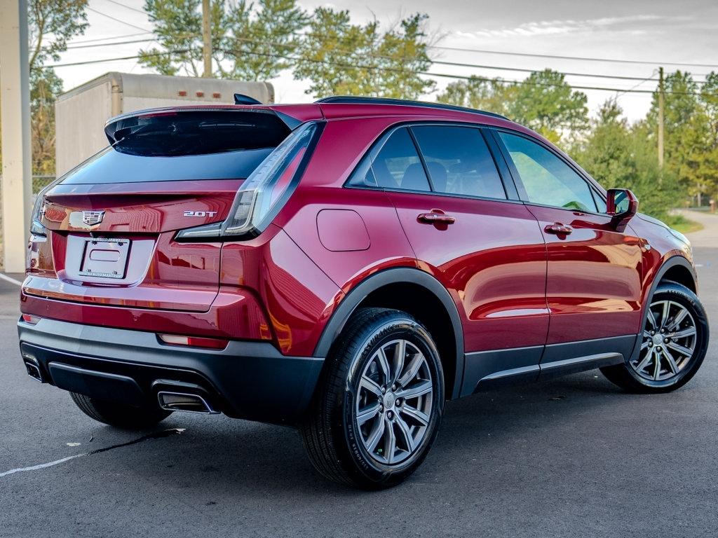 Cadillac XT4 photo 8