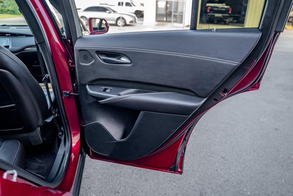 Cadillac XT4 photo 25