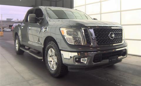 2017 Nissan Titan 