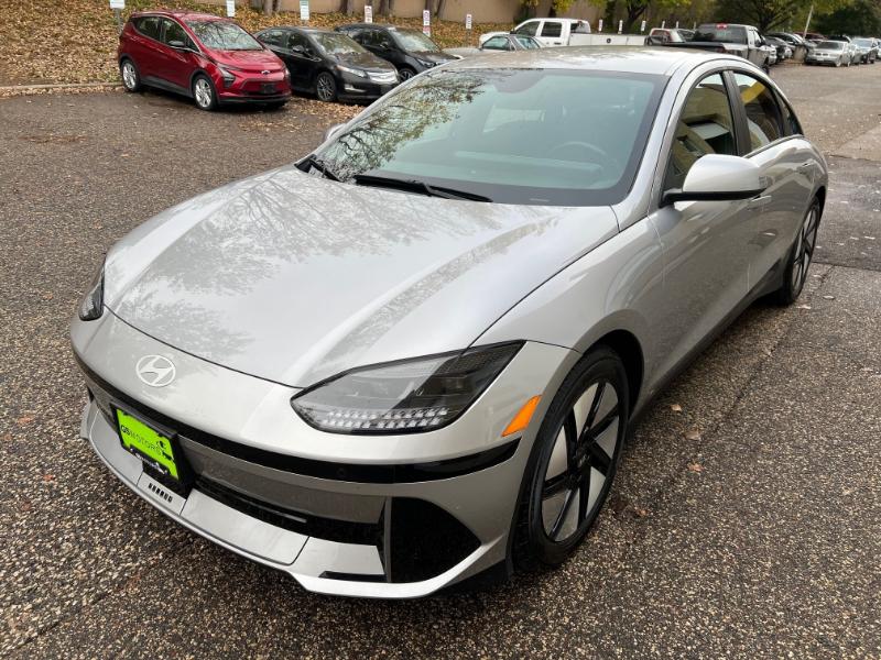 Hyundai Ioniq 6 SE AWD 2023 Hyundai Ioniq 6 SE AWD 2023