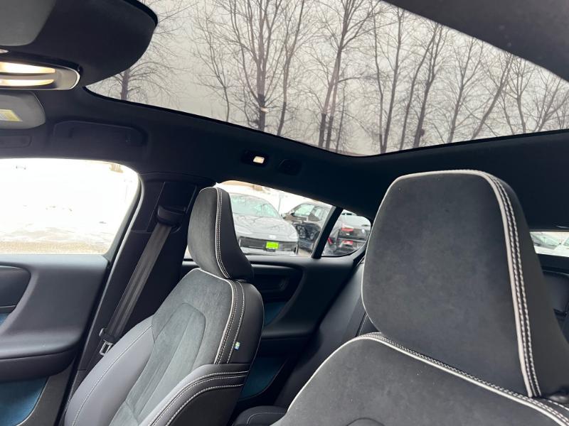 Volvo C40 Recharge Ultimate 2023